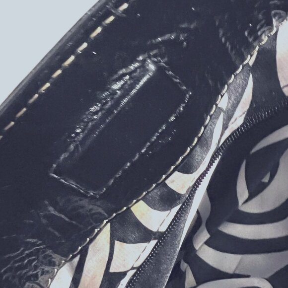 Fossil Black Leather Y2K Clutch Metal Frame Snap Shut Purse-Casual-Dinning - Picture 5 of 12